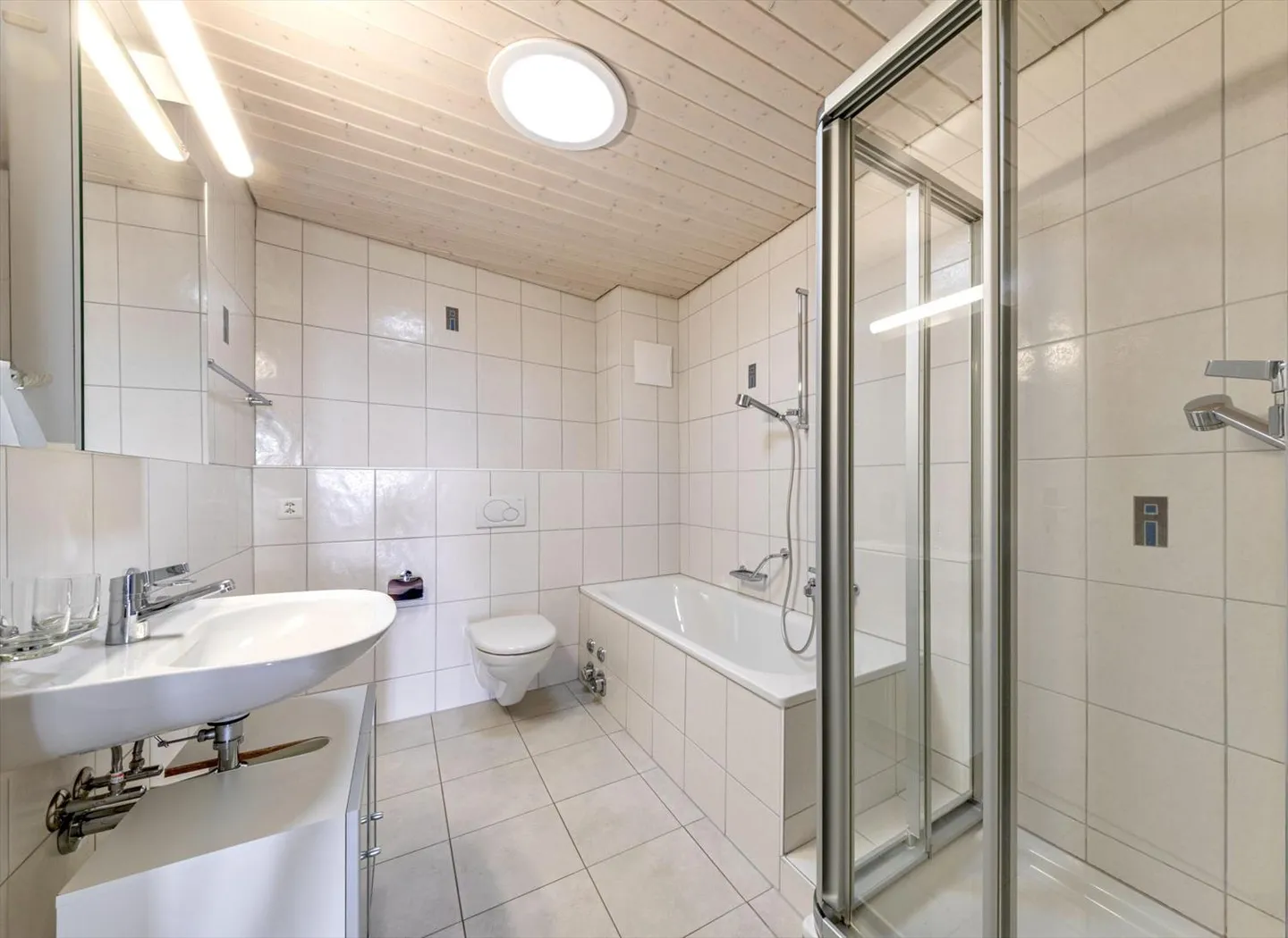 Attic 4.5 rooms - Photo 9 of 11