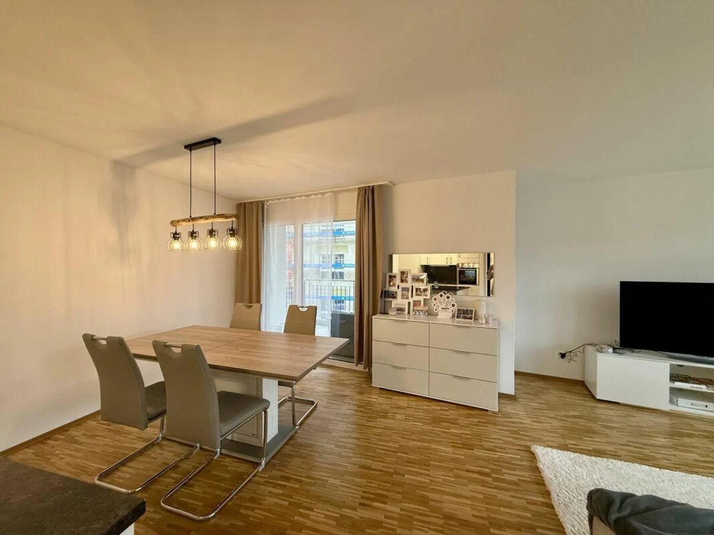 Moderne 2½-Zimmer-Wohnung zum Wohlfühlen - Foto 2 von 9