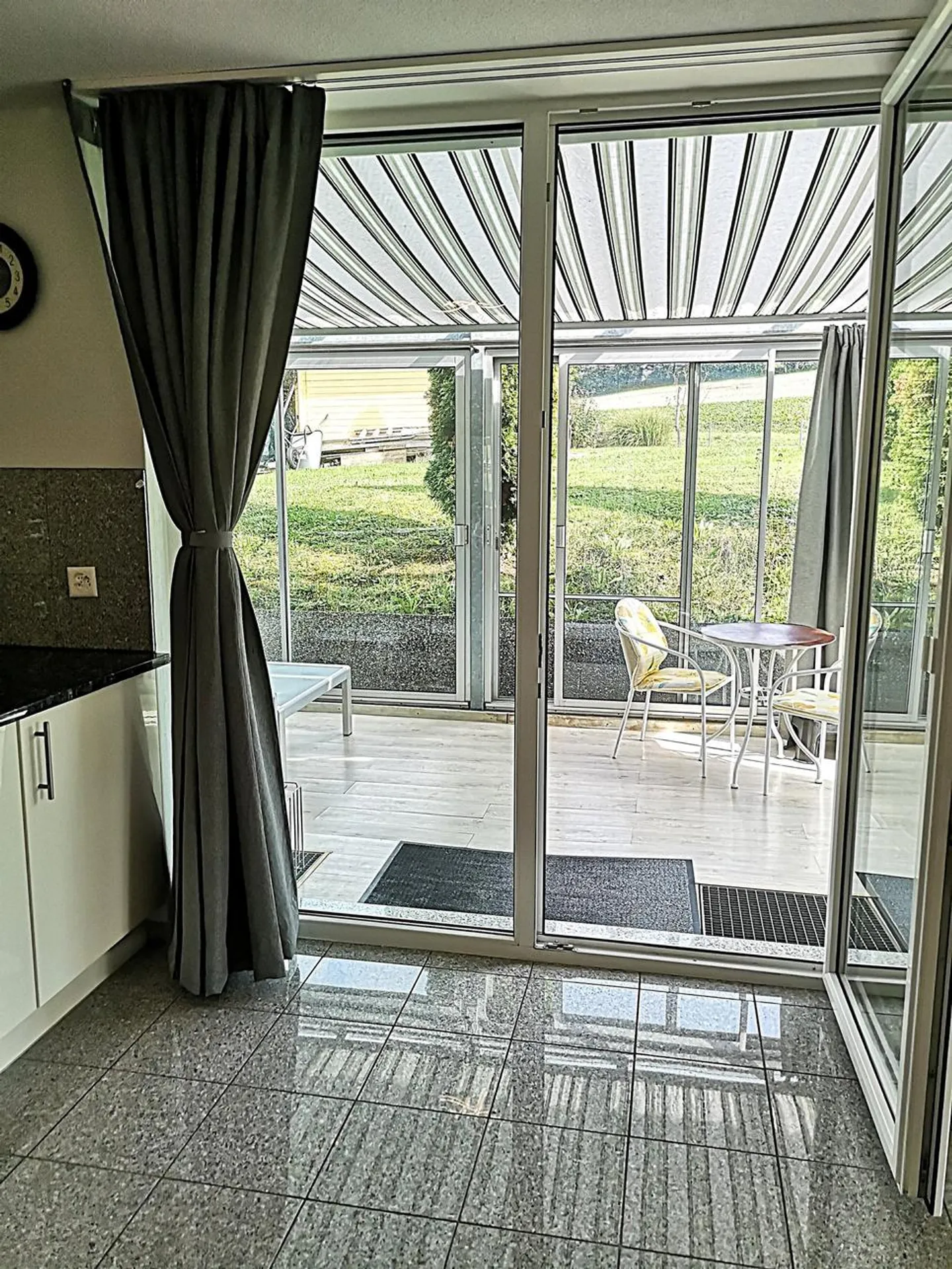 Duplex Charmant avec Jardin d'Hiver - Photo 12 sur 13