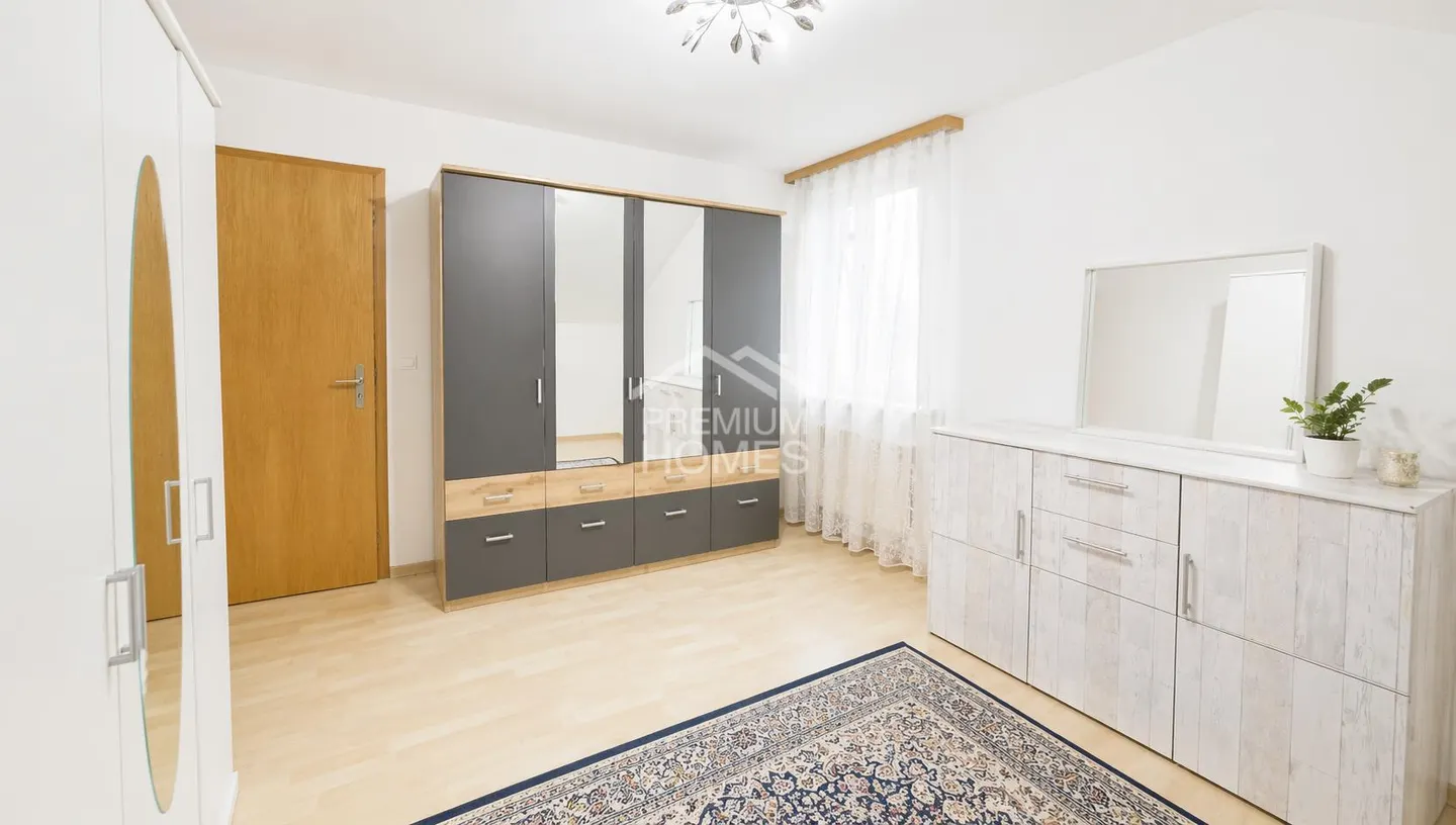 PROPERTY WITH ADDED VALUE FOR LIVING AND INVESTING - Photo 11 of 12