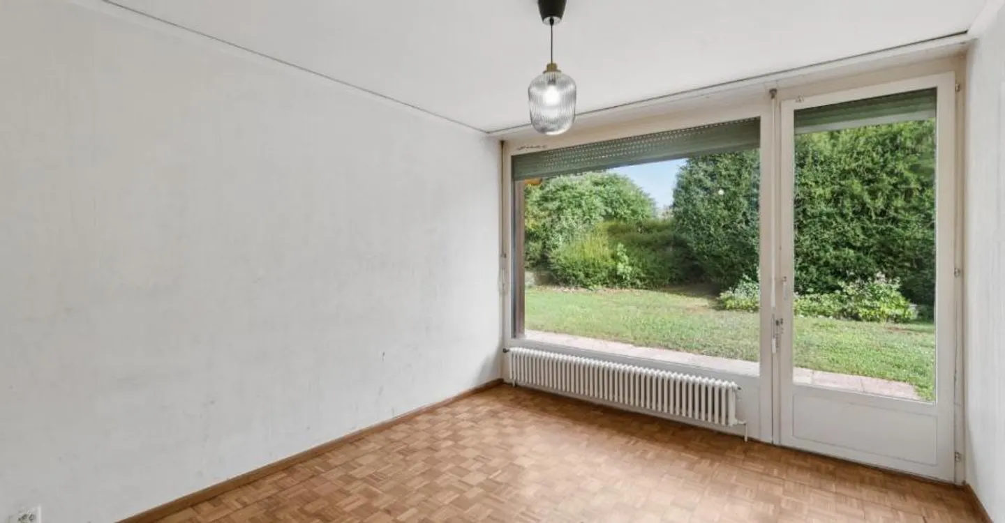Einfamilienhaus mit Garten zu renovieren - Foto 10 von 12