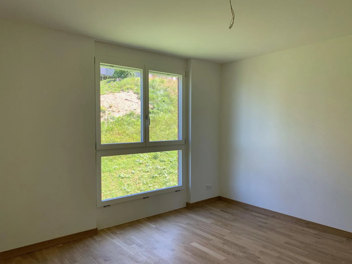 2.5 Room Apartment with Amazing View! - Photo 8 of 9
