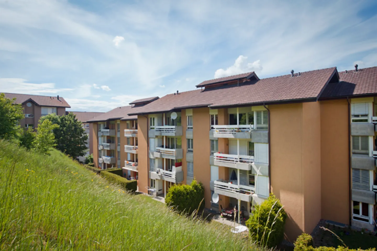 Appartement spacieux avec grand balcon - Photo 2 sur 11