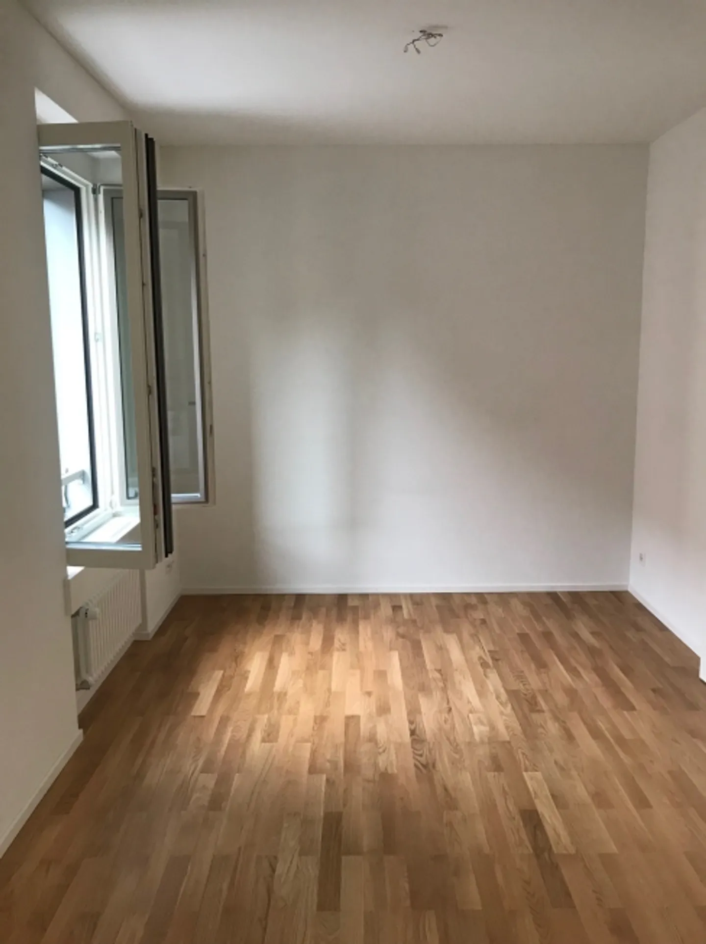 Un appartement simple urbain vous attend! - Photo 2 sur 5