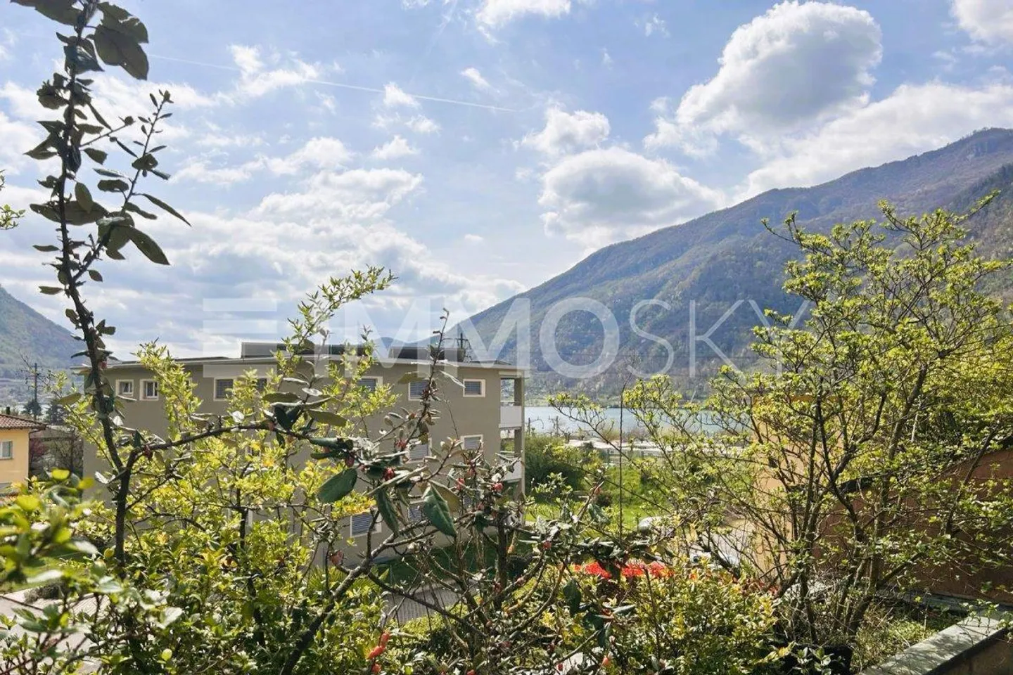 Vielseitigkeit und Potenzial in einer gewinnenden Lage - Foto 2 von 5