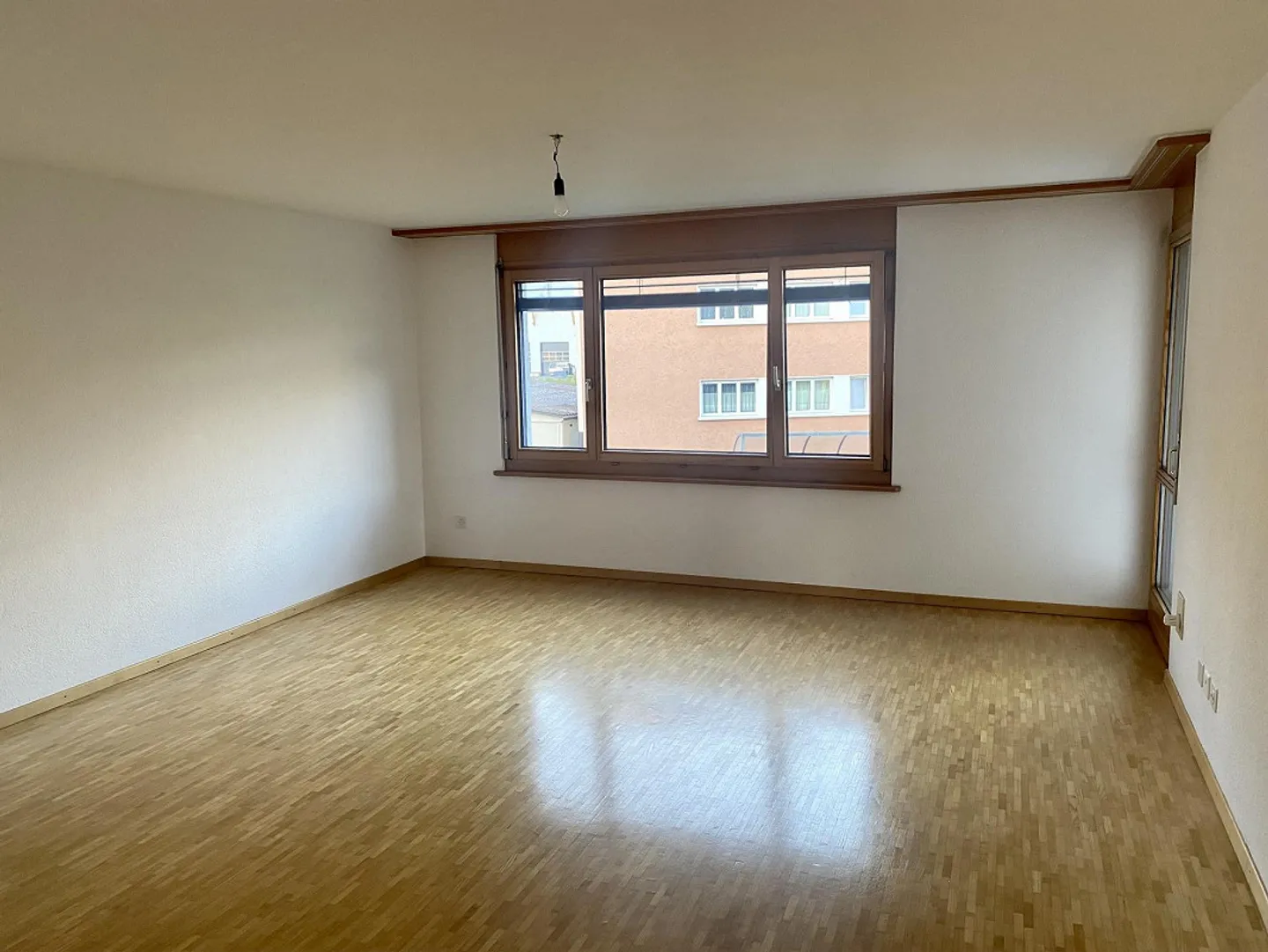 Appartamento 3.5 stanze - Foto 3 di 9