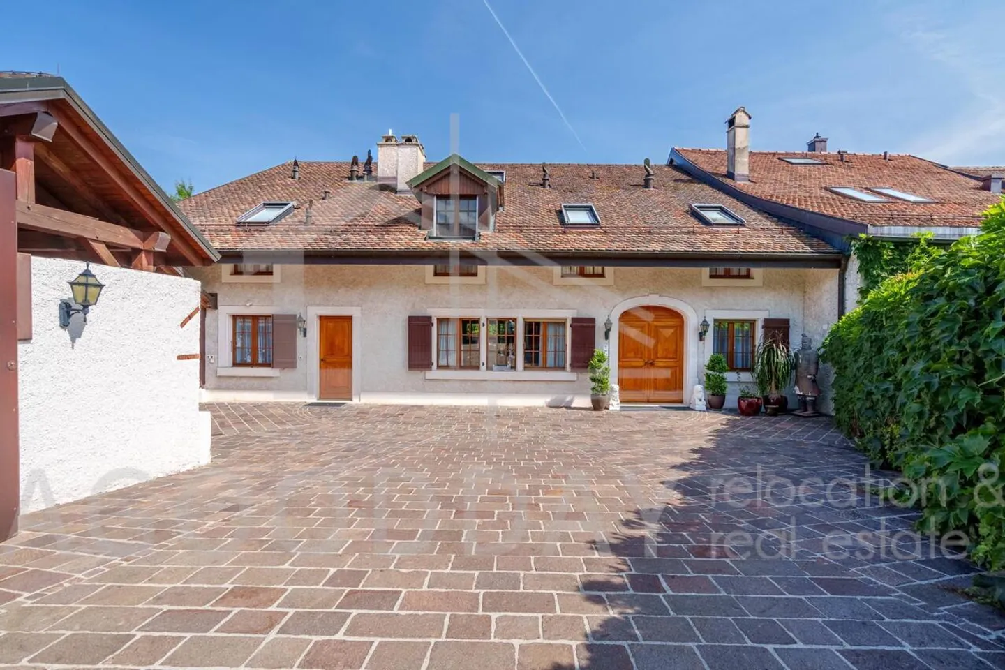 Affascinante casa antica con grande giardino di 1000 m2 nel cuore del villaggio di Ge - Foto 12 di 12
