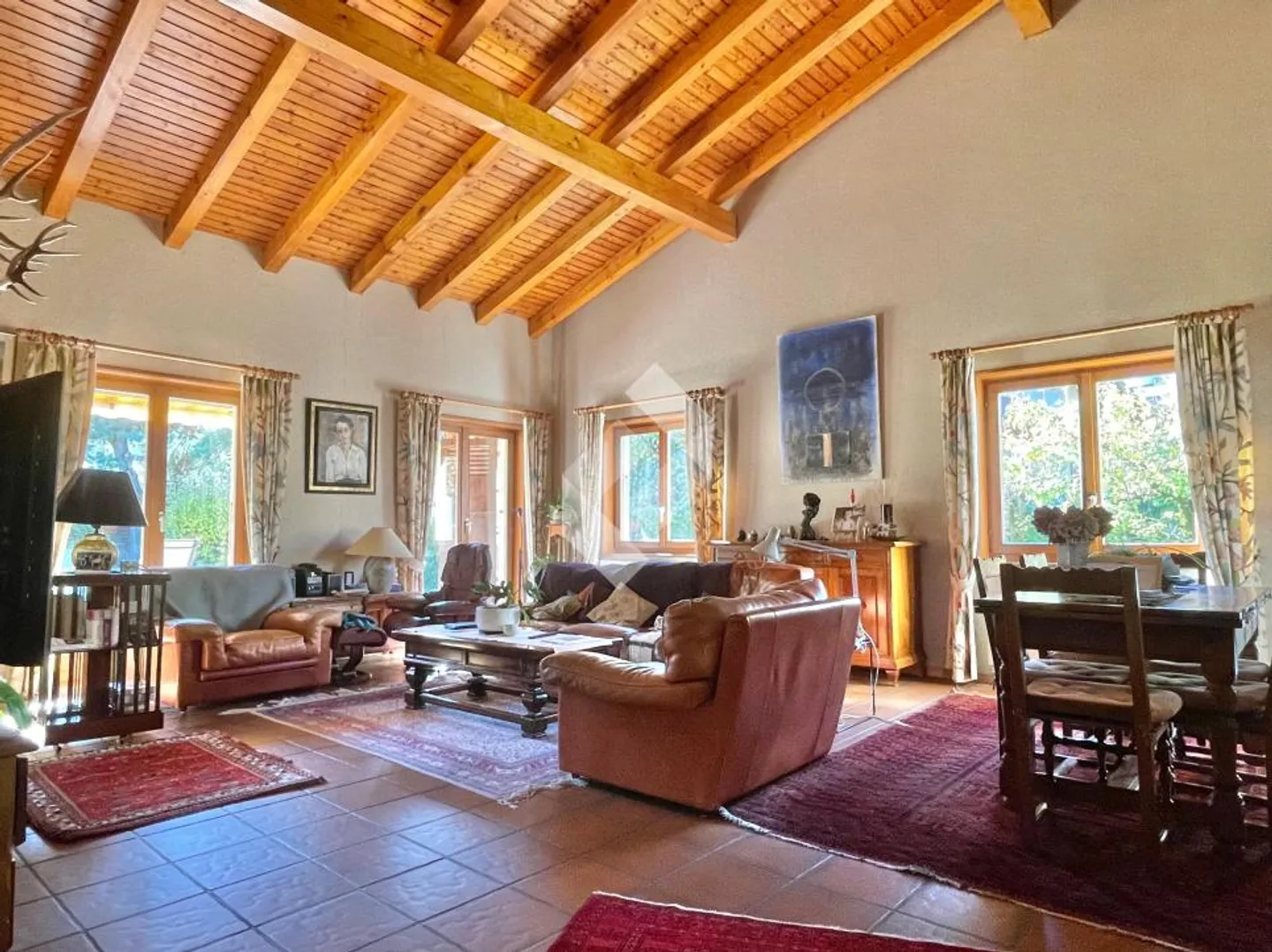 Heartthrob - Rare in Martigny - Huge potential - Photo 2 of 13