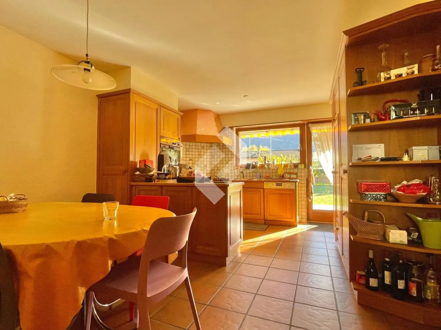 Heartthrob - Rare in Martigny - Huge potential - Photo 8 of 13