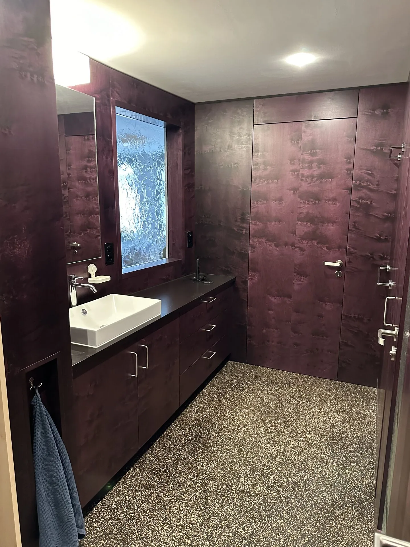 Unique Apartment near Wiedikon Station - Photo 8 of 14