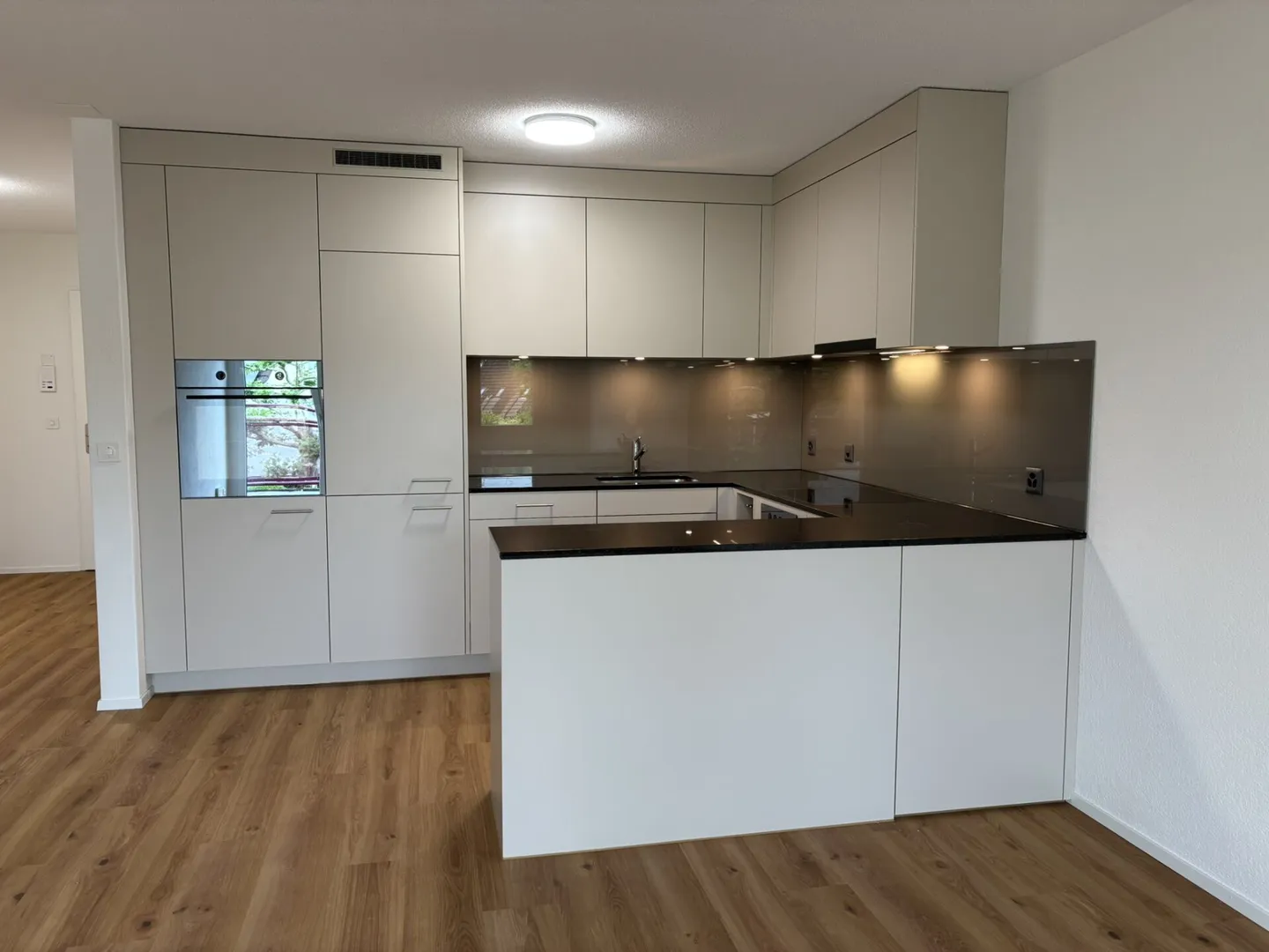 Appartamento 2½ locali parzialmente ristrutturato per persone di 60 anni e oltre - Foto 1 di 9