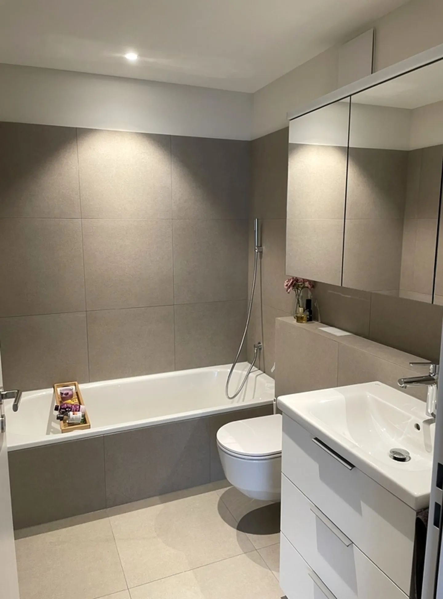 Central Apartment in Unterägeri - Photo 9 of 10