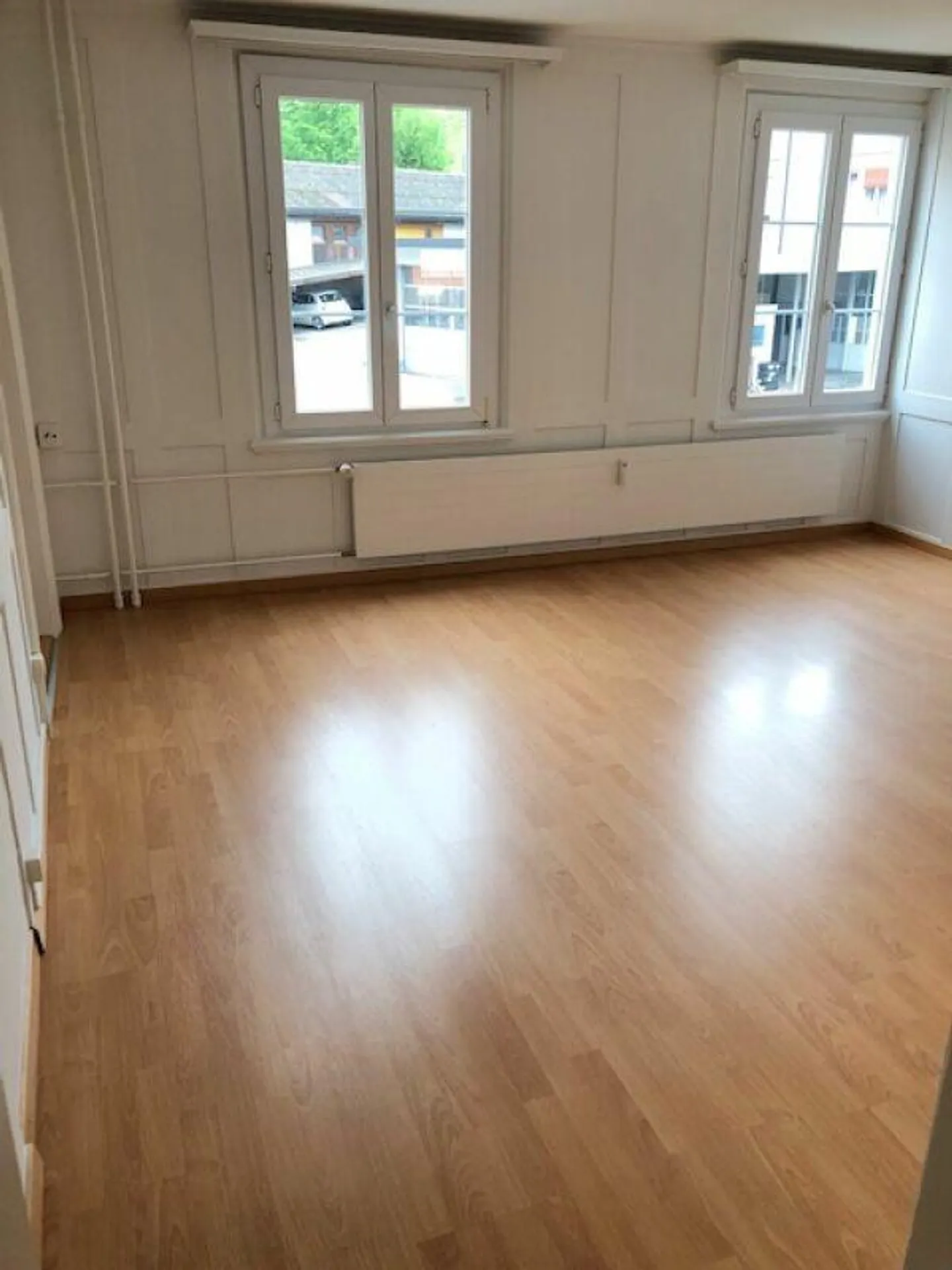 Between City Pulse and Sunday Calm. - Photo 6 of 10