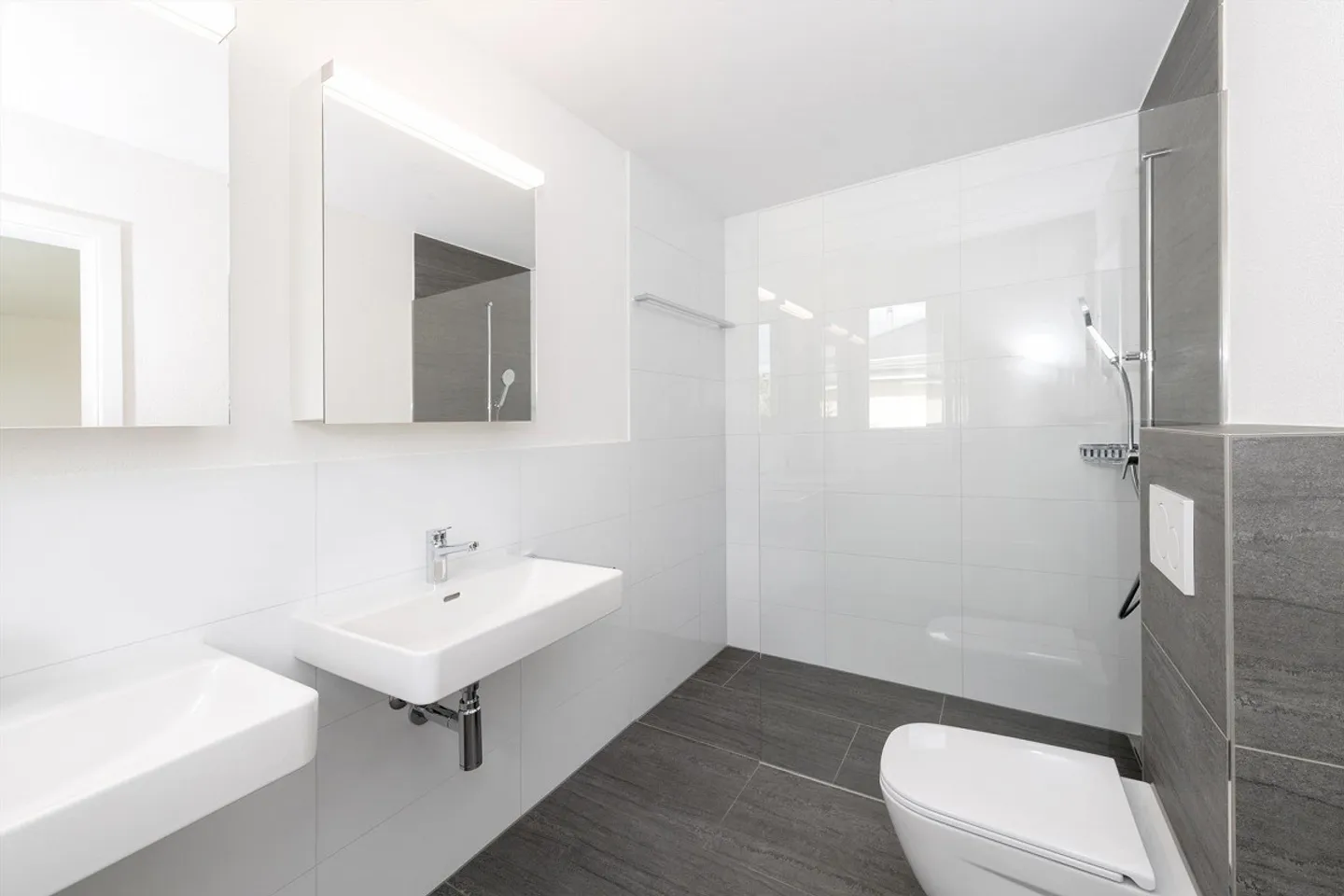 Aussergewöhnliches Penthouse mit Traumaussicht - Foto 6 von 12