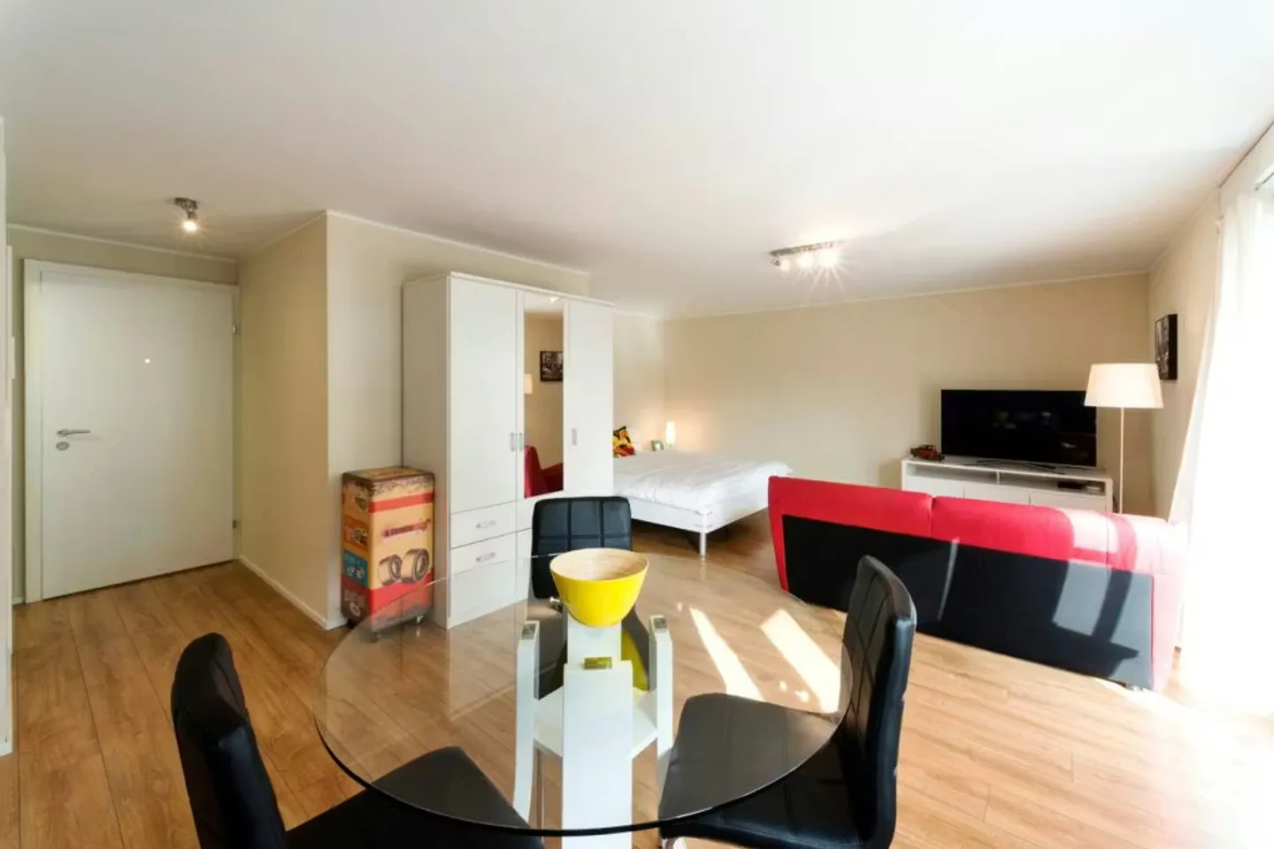 Apartment for rent - Photo 3 of 7