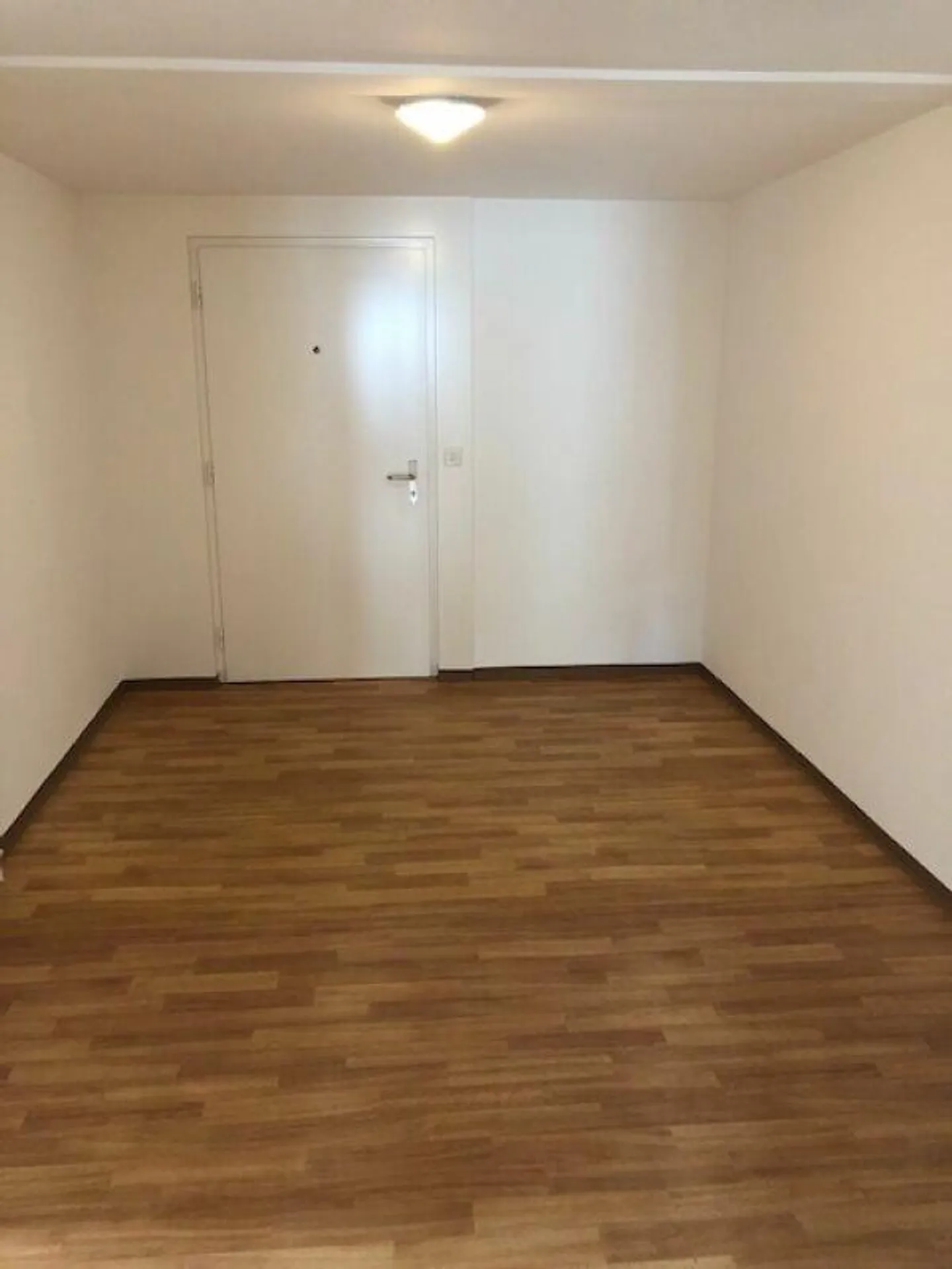 Between City Pulse and Sunday Calm. - Photo 9 of 10