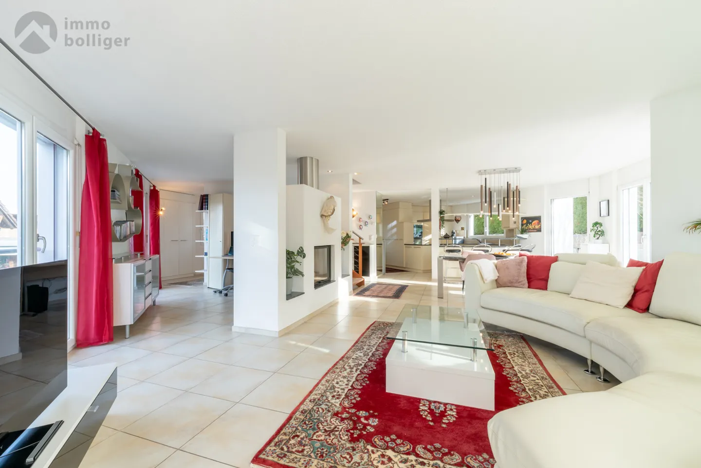 Ihre private Rückzugsoase mit Pool an wunderschöner Lage - Foto 3 von 16