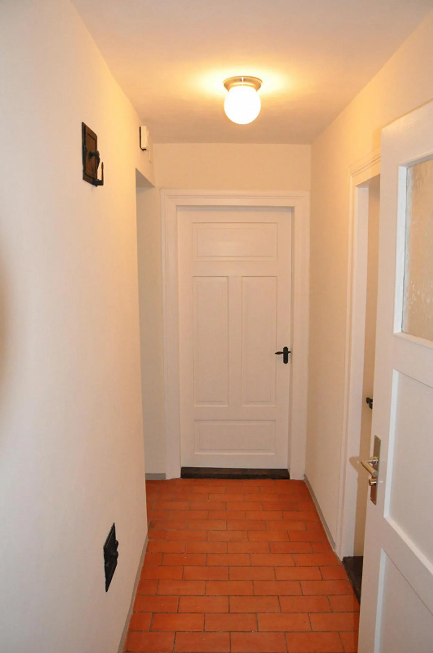 Appartement 2 pièces dans une maison Art Nouveau - Photo 5 sur 9