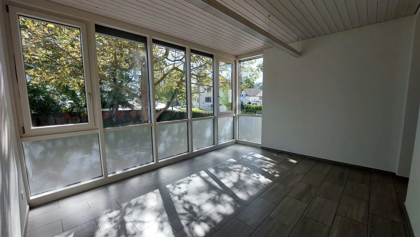 Charming old apartment with winter garden in a central location - Photo 6 of 12