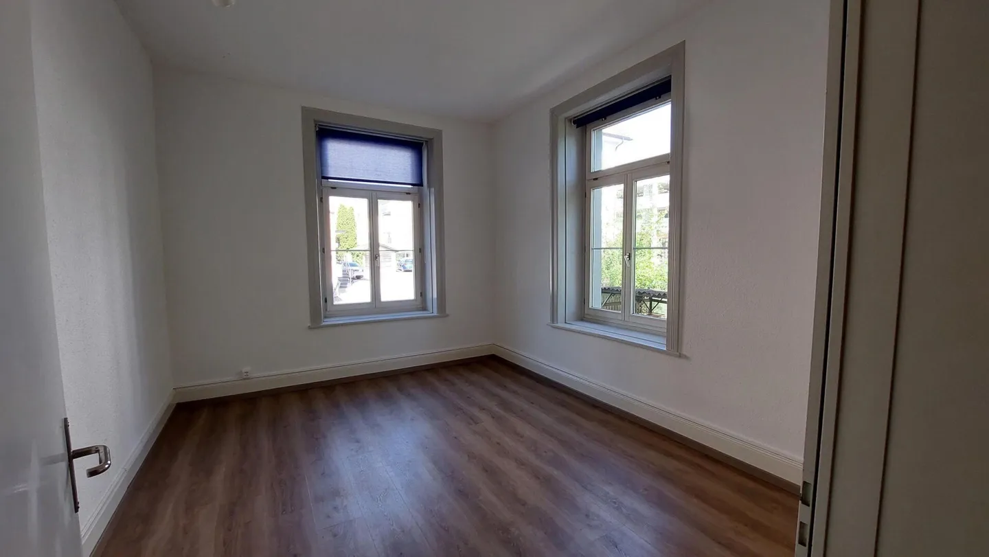Charming old apartment with winter garden in a central location - Photo 8 of 12