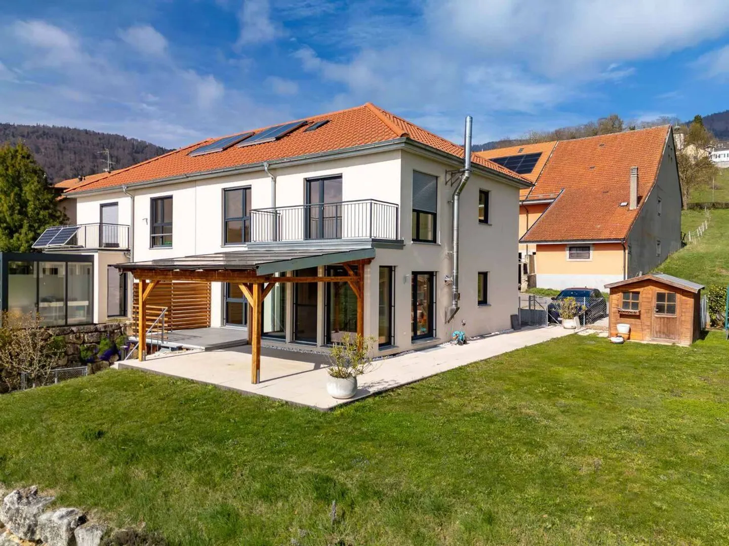 Wunderschöne Villa zu vermieten - Foto 1 von 11