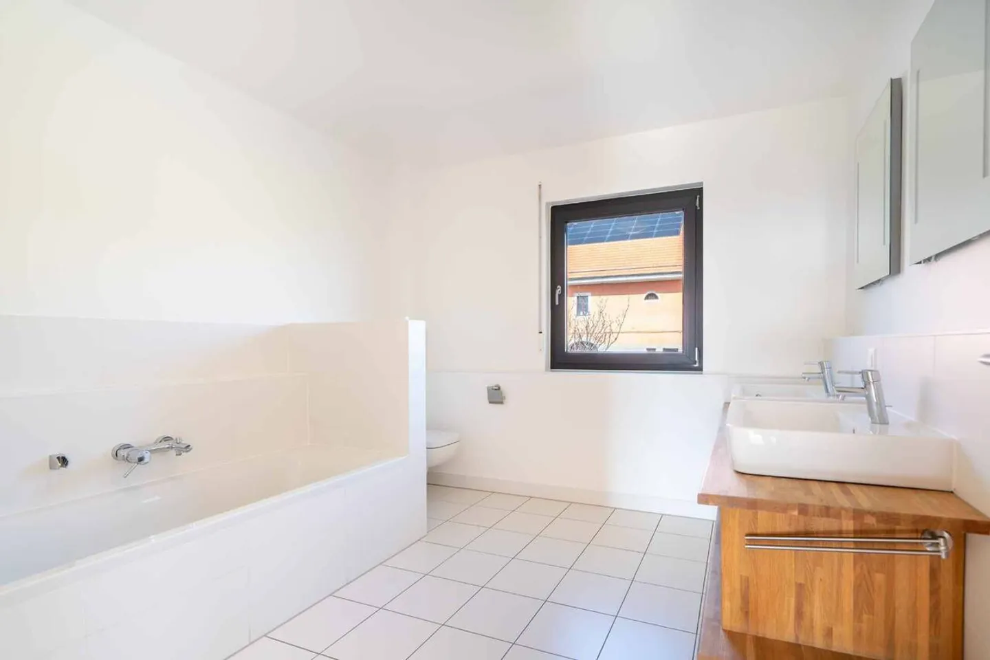Wunderschöne Villa zu vermieten - Foto 10 von 11