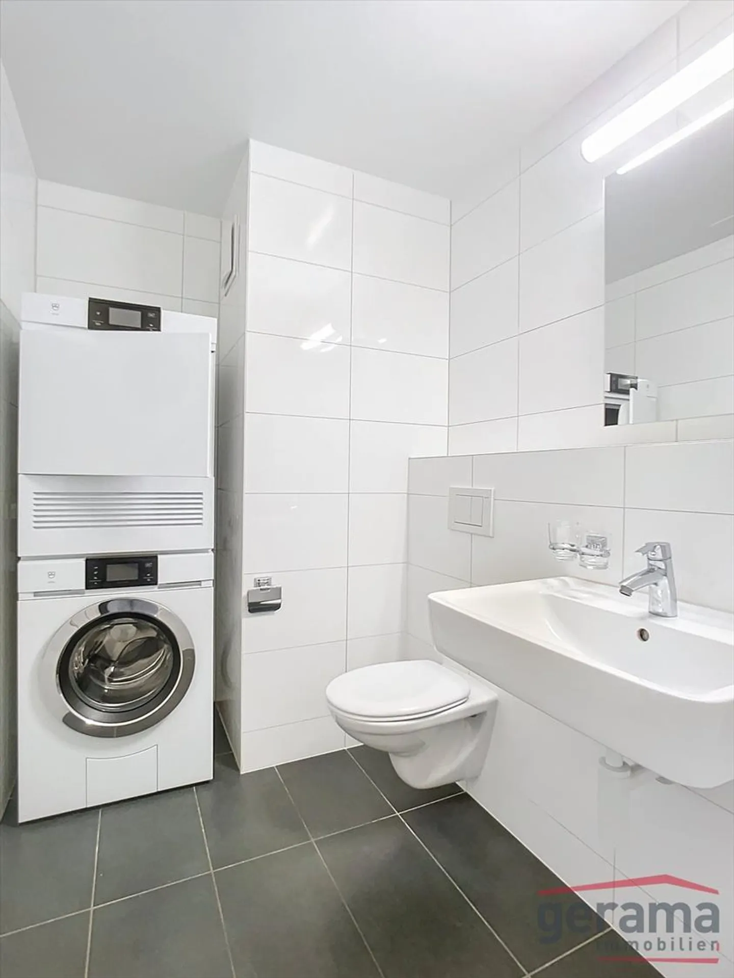 Helle 4,5-Zimmer-Wohnung im 2. Stock - Foto 5 von 7