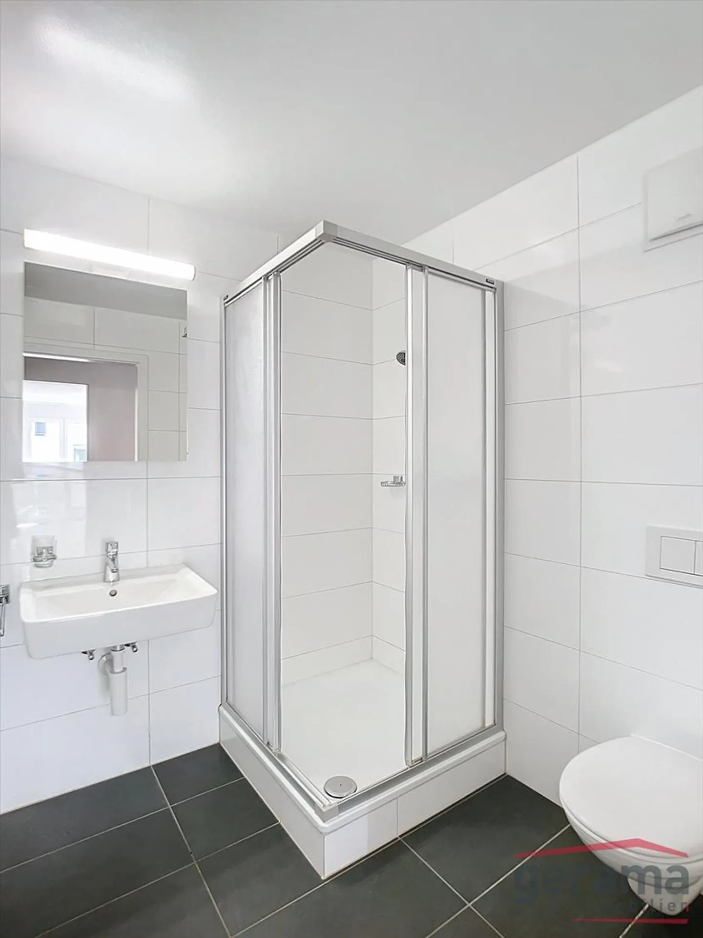 Helle 4,5-Zimmer-Wohnung im 2. Stock - Foto 6 von 7