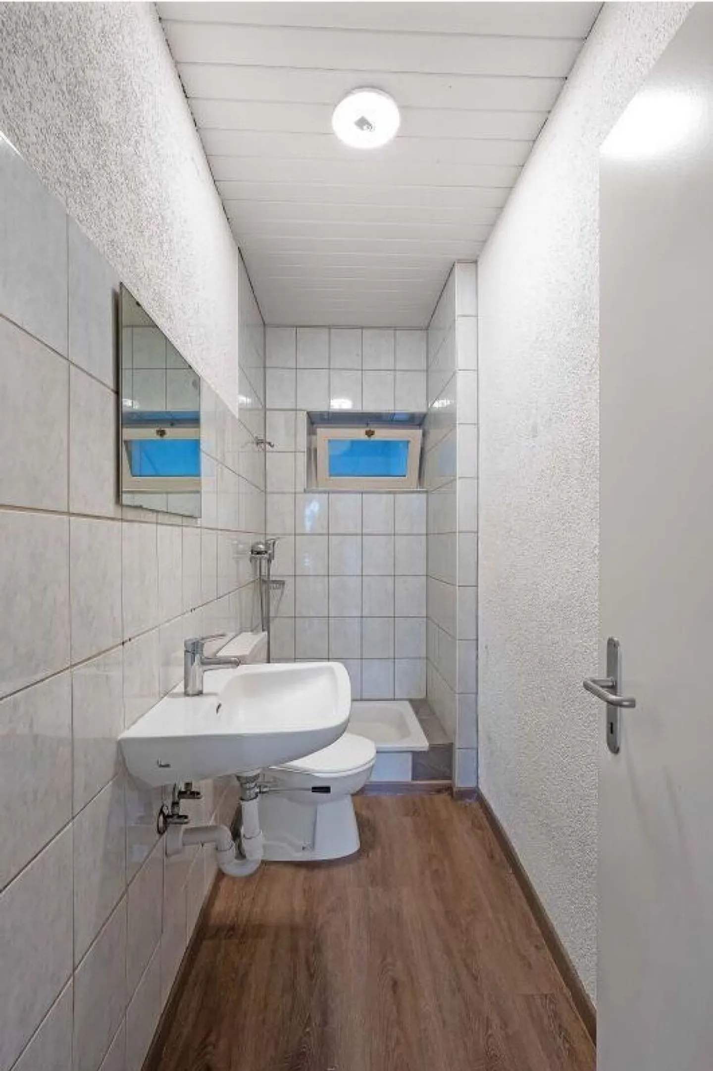 Charming old apartment with winter garden in a central location - Photo 10 of 12