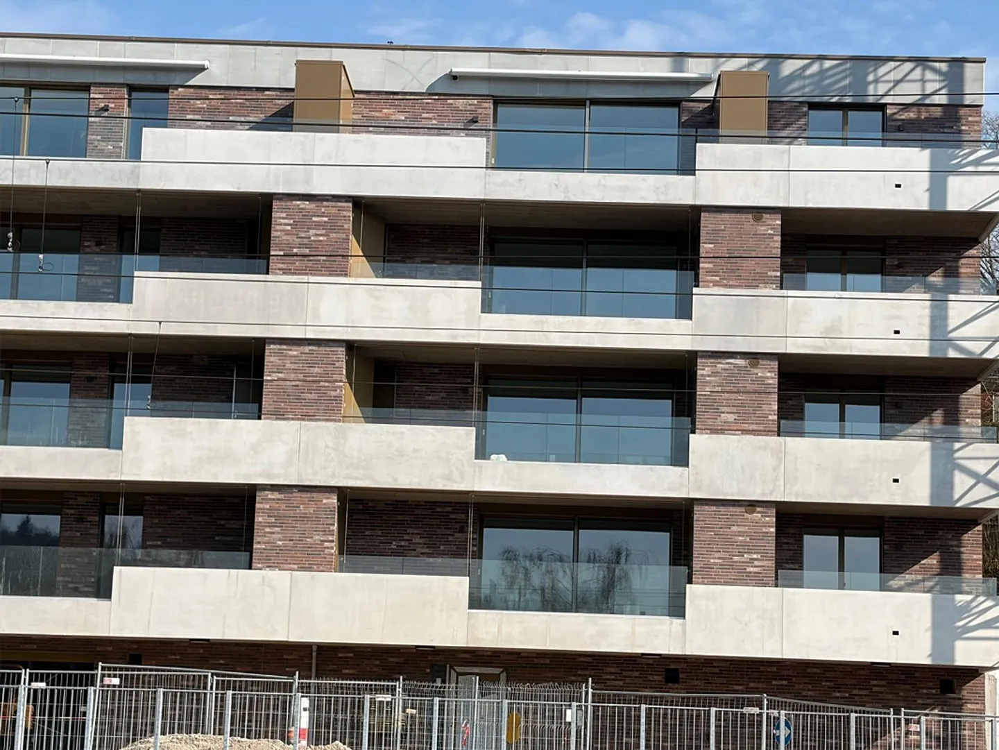 Last 2.5-Room Apartments! - Move-in by December 1, 2026! - Photo 4 of 7