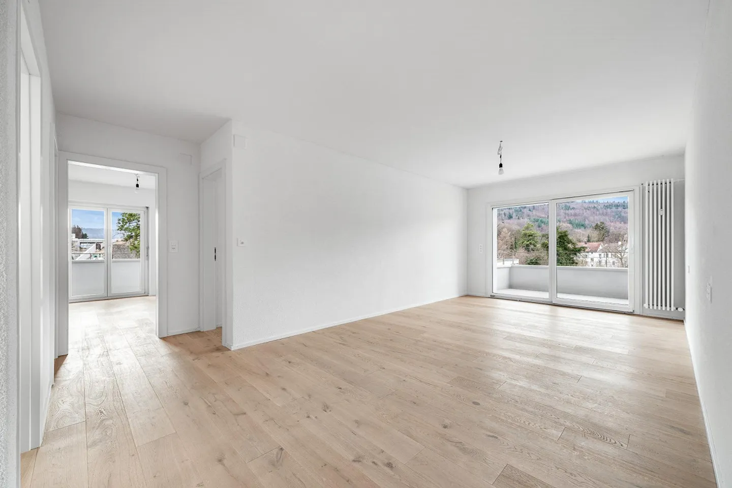 Appartamento moderno di 4,5 stanze nella migliore posizione a Liestal - Foto 4 di 9