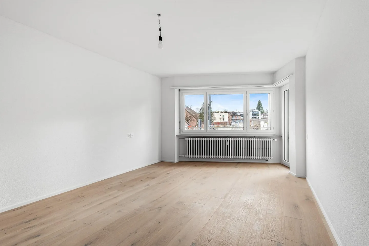 Appartamento moderno di 4,5 stanze nella migliore posizione a Liestal - Foto 5 di 9