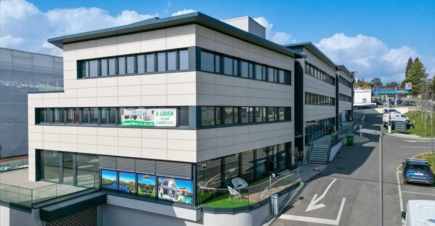 Bureau à louer - Photo 2 sur 8