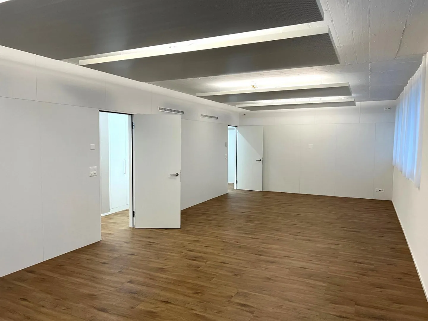 Perfekte Gewerbefläche in Rothenburg – modern, sichtbar, startbereit - Foto 4 von 9
