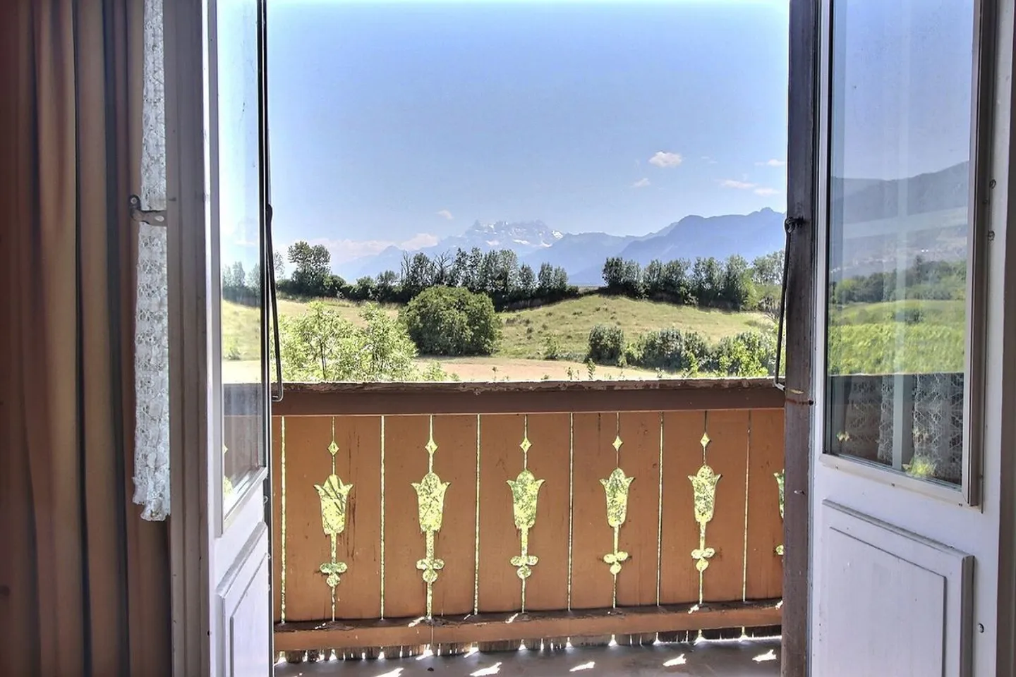 Chalet Charmant avec Vue Lac - Photo 7 sur 13