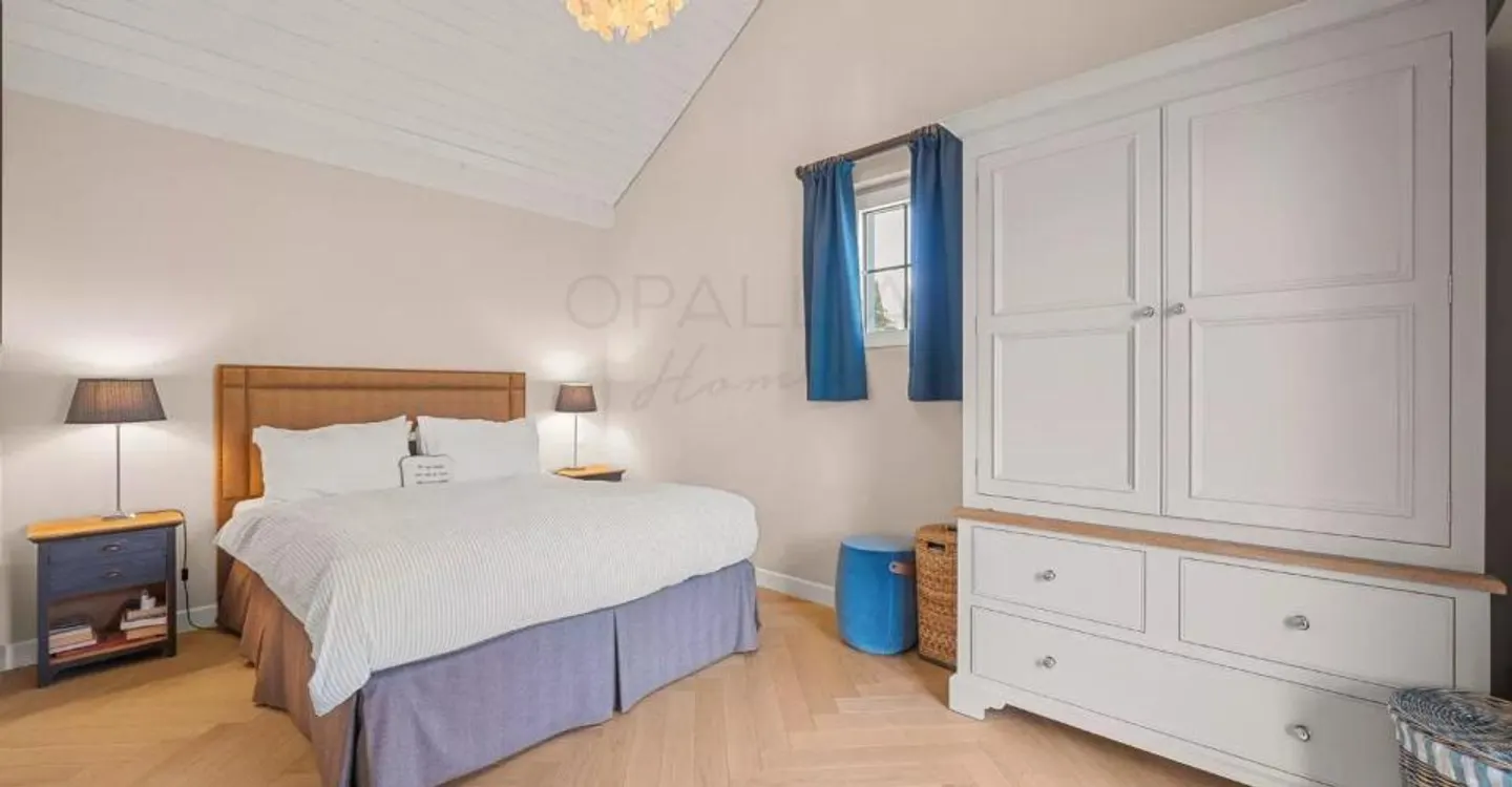 Esclusiva: Magnifica casa chiavi in mano con piscina - Mies - Foto 5 di 13