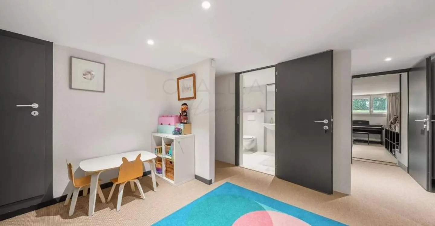 Esclusiva: Magnifica casa chiavi in mano con piscina - Mies - Foto 13 di 13
