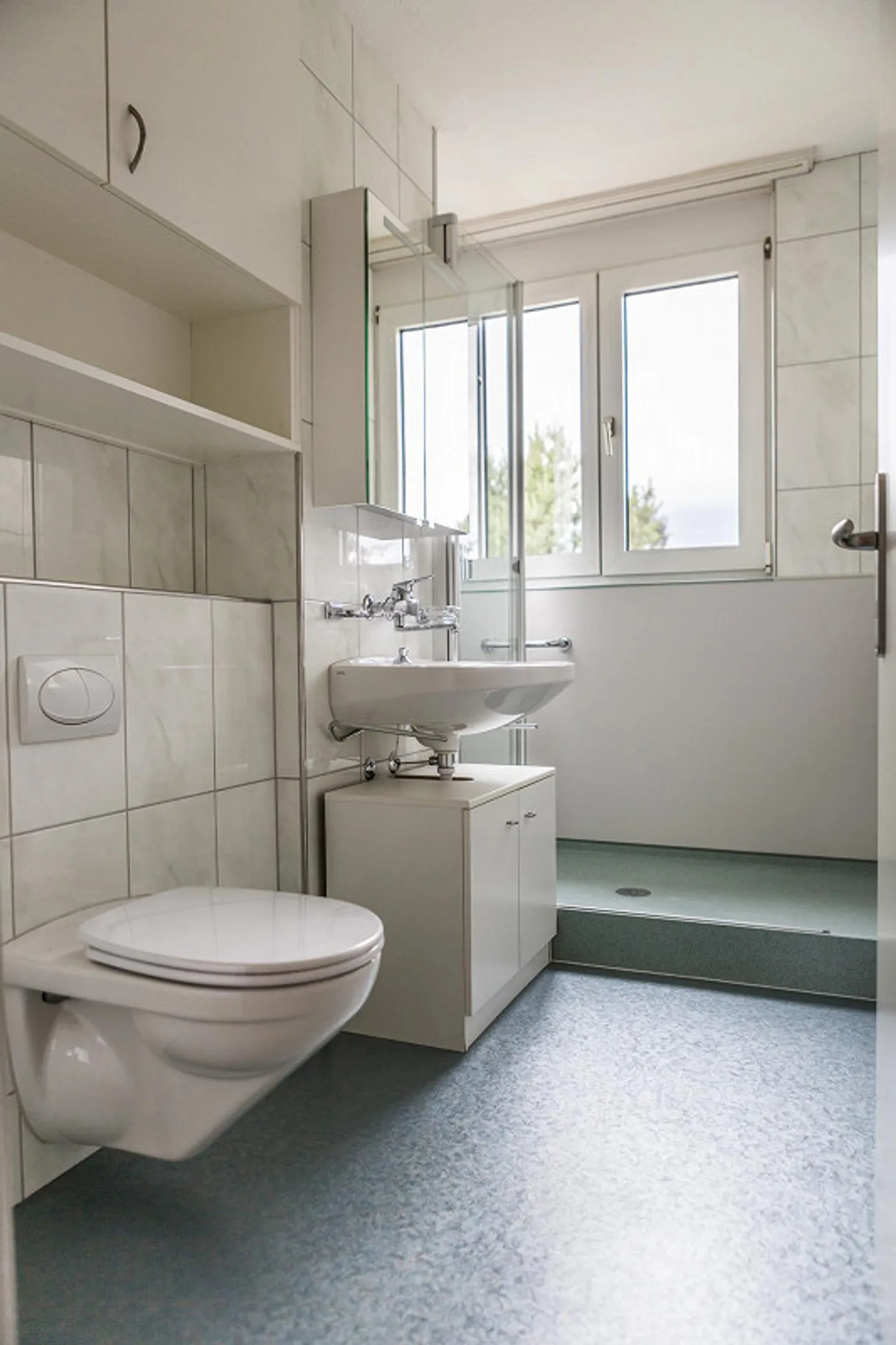 Well-maintained 3.5-room apartment near the train station and city center - Photo 3 of 11