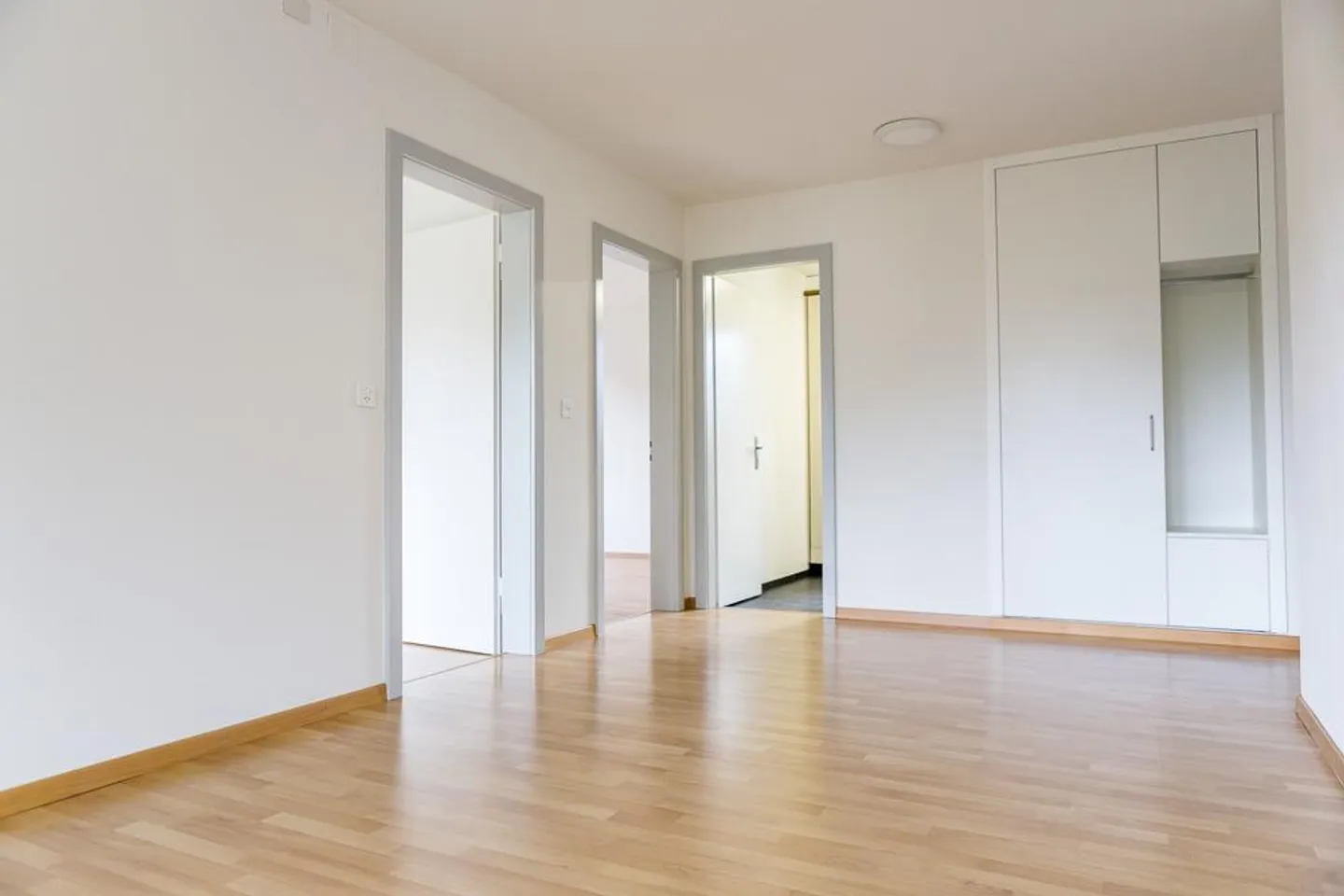 Well-maintained 3.5-room apartment near the train station and city center - Photo 9 of 11