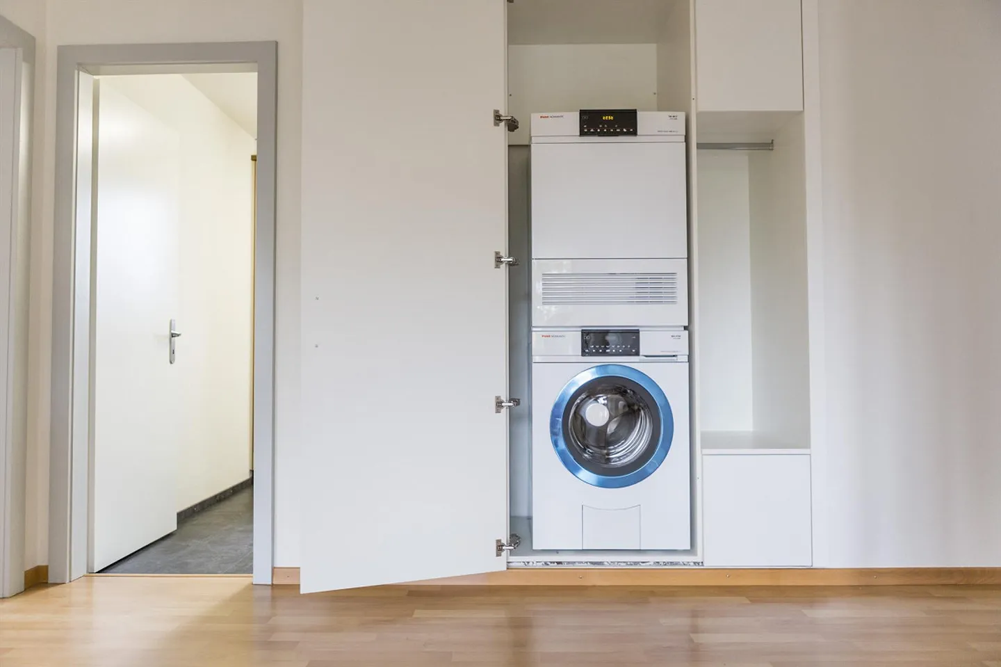 Well-maintained 3.5-room apartment near the train station and city center - Photo 10 of 11