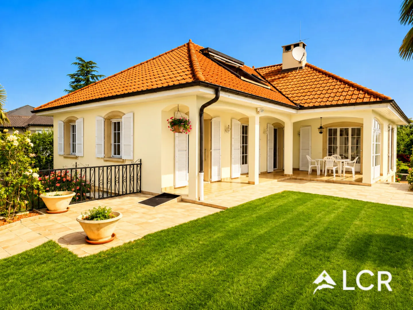 Charmante Villa mit Pool in Coppet - Foto 11 von 13