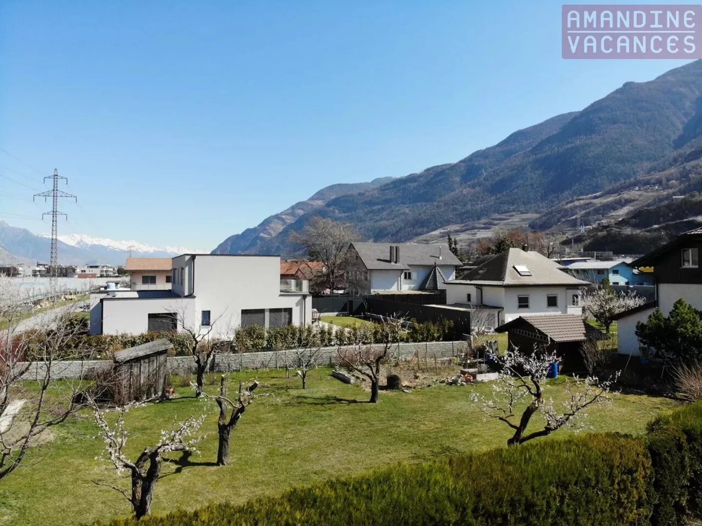 Magnificent new villa in Saxon - Photo 6 of 6
