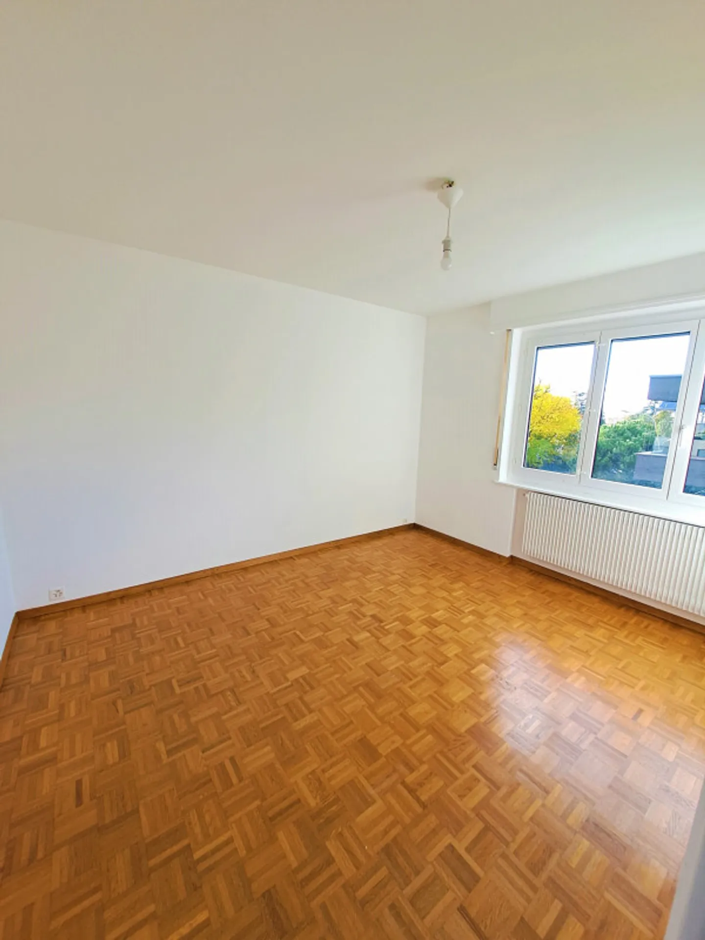 Großes und helles 5.5-Zimmer-Wohnung mit Blick auf den Genfersee - Foto 5 von 11