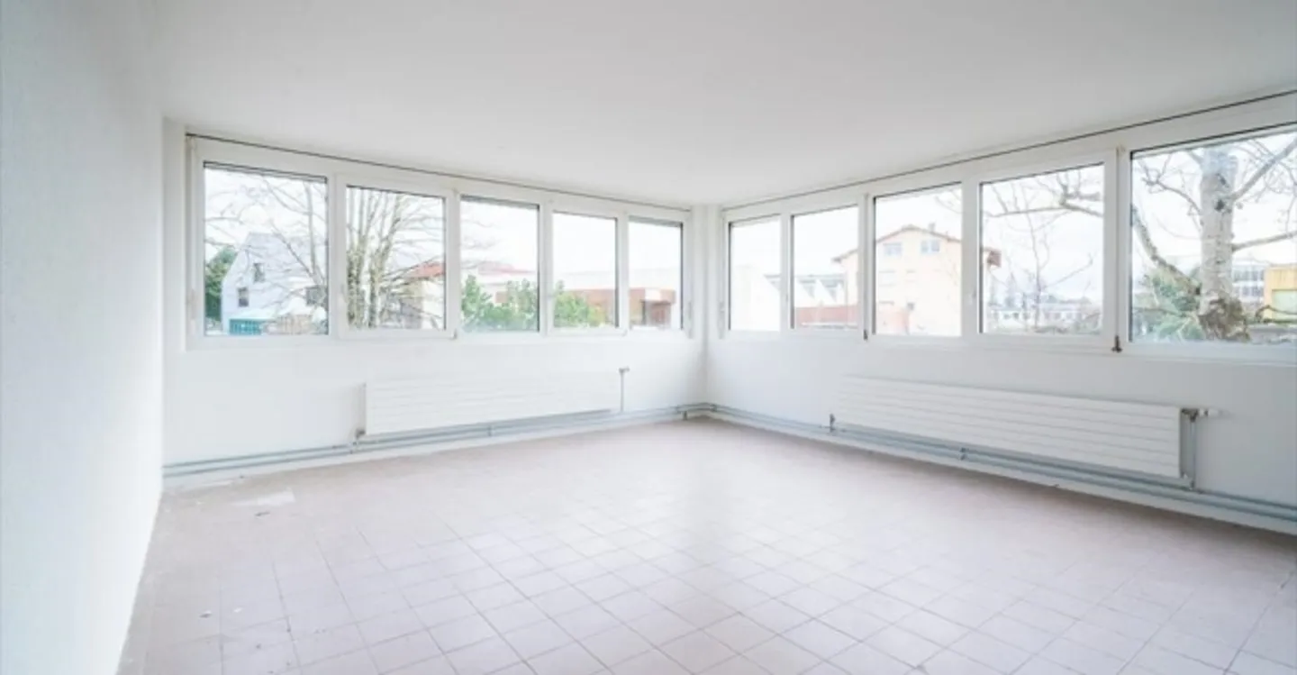 «Bureau» - Photo 1 sur 7