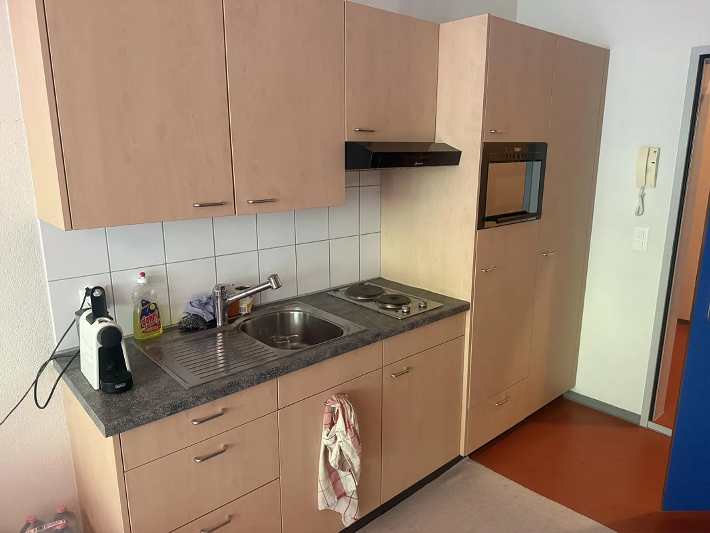 Studio con bagno/cucina limitato da agosto a fine novembre - Foto 2 di 3