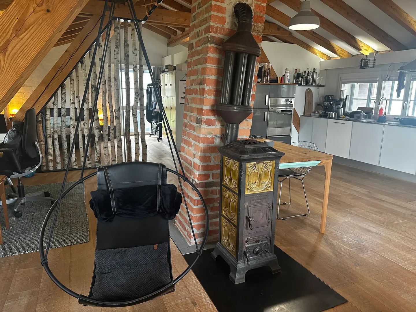 Stylish Loft with Terrace - Photo 6 of 8