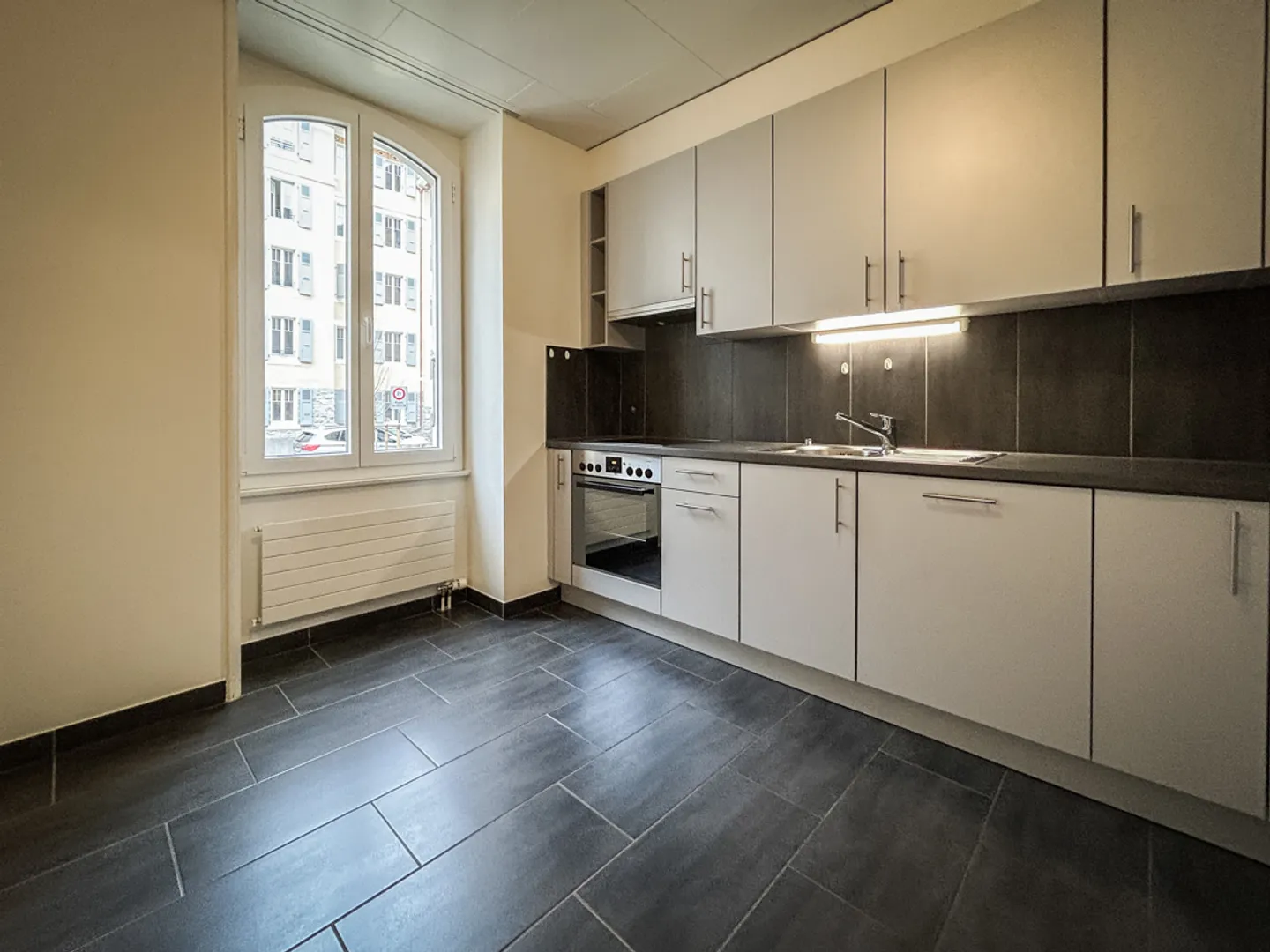 4.5 Room Apartment - Photo 6 of 12