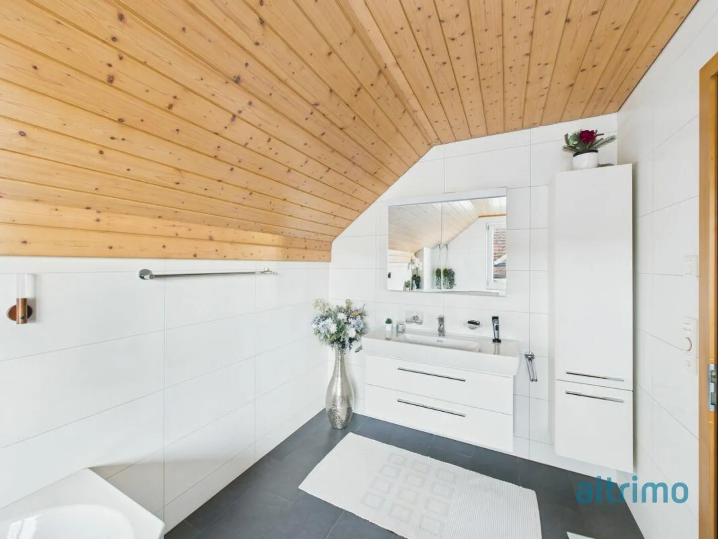 A Paradise for Your Family - Detached House with Dreamlike Views - Photo 8 of 21