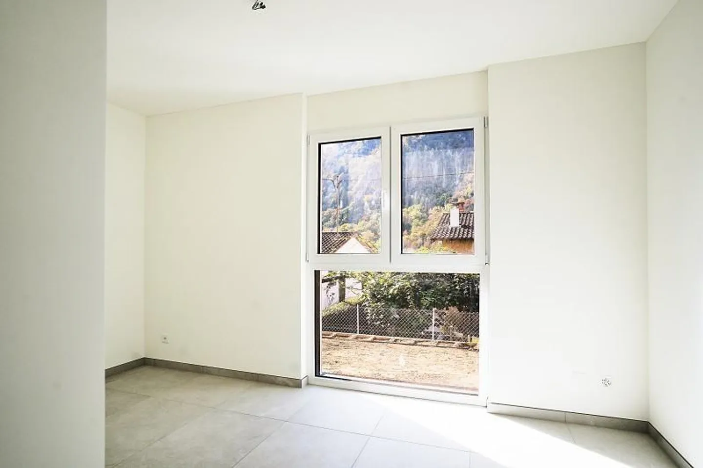 Modernes Gartenapartment in Avegno - Foto 13 von 32