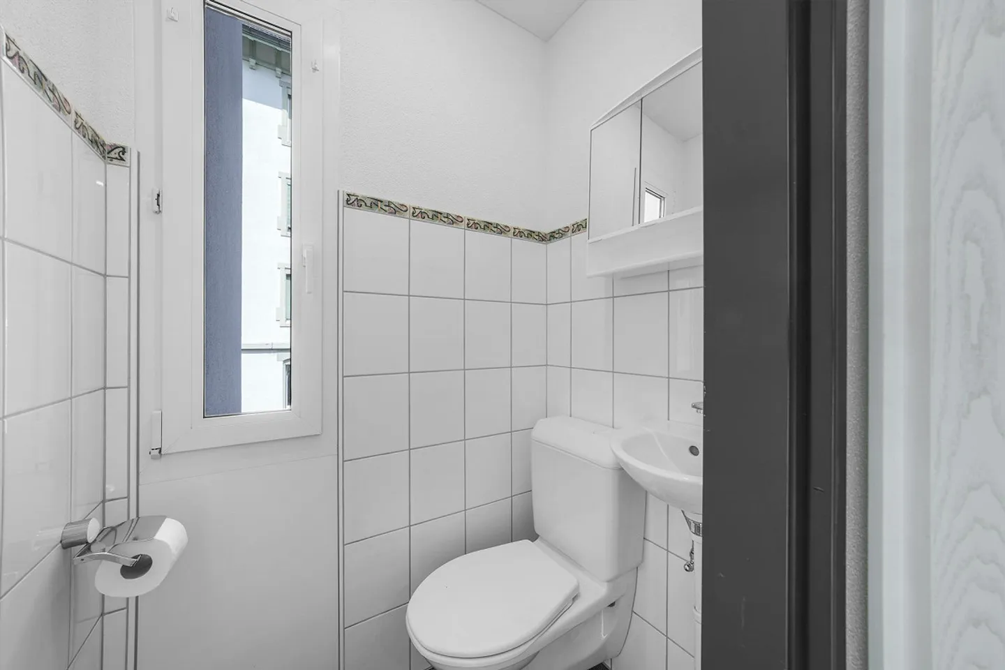 Attractive apartment in a quiet residential area in the west of the city of St. Gallen - Photo 16 of 25